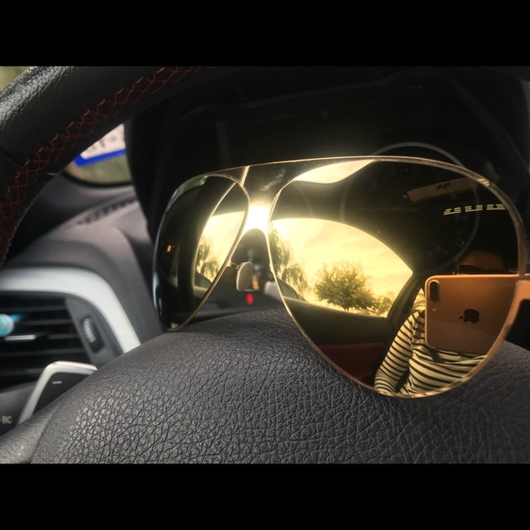 Sunglasses - Picture 3 of 8